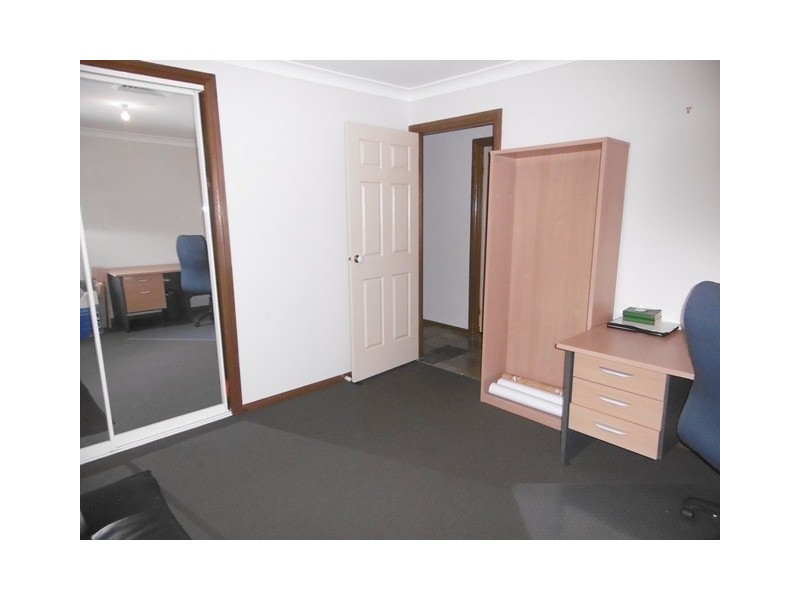 18 Bluebell Close, Glenmore Park NSW 2745