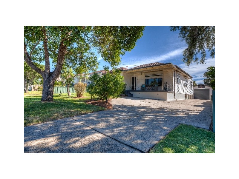 21 Frederick St, Pendle Hill NSW 2145