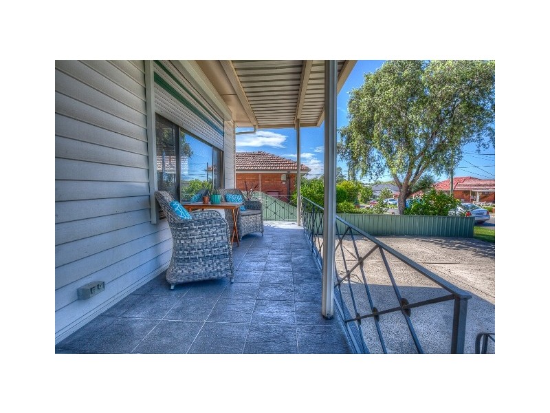 21 Frederick St, Pendle Hill NSW 2145