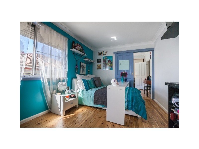 21 Frederick St, Pendle Hill NSW 2145