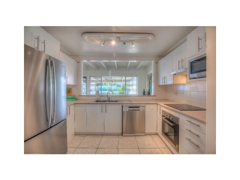 21 Frederick St, Pendle Hill NSW 2145