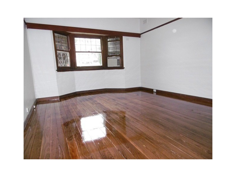 11 Bringelly Avenue, Pendle Hill NSW 2145