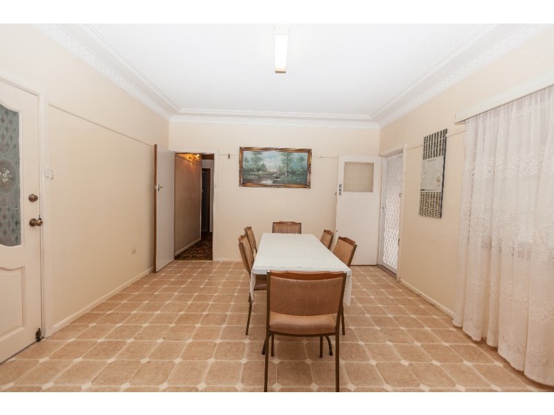 38 Lyle Street, Girraween NSW 2145