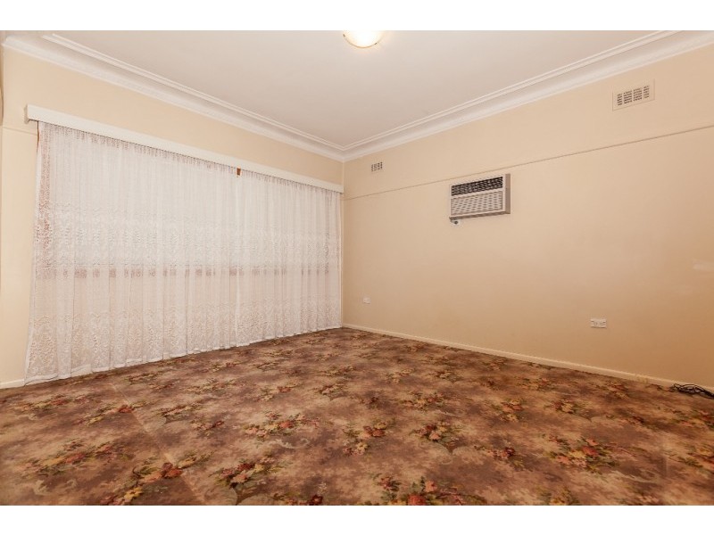 38 Lyle Street, Girraween NSW 2145