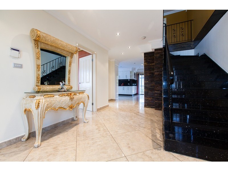 169 Whalans Rd, Greystanes NSW 2145