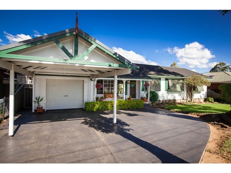 19 Lester Rd, Greystanes NSW 2145