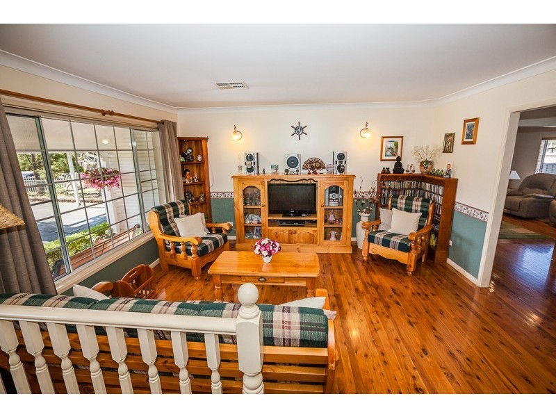 19 Lester Rd, Greystanes NSW 2145