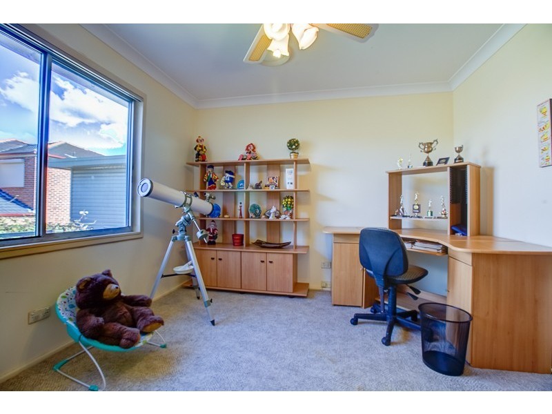 19 Lester Rd, Greystanes NSW 2145