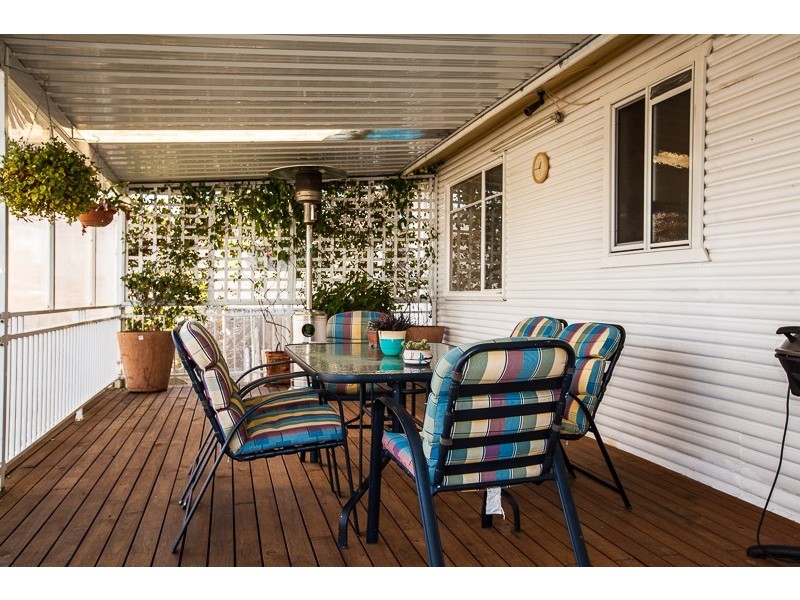 19 Lester Rd, Greystanes NSW 2145