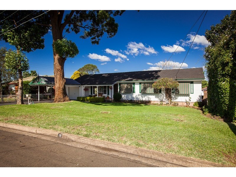 19 Lester Rd, Greystanes NSW 2145