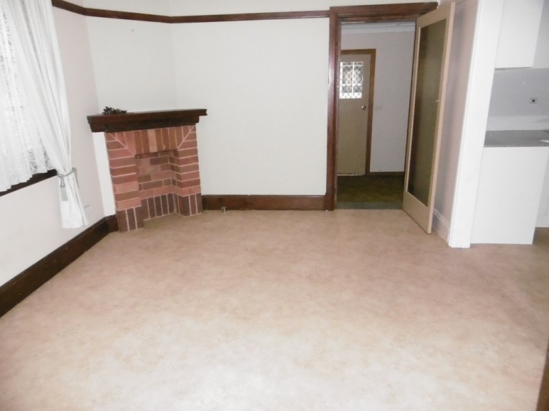 2 McKern Street, Wentworthville NSW 2145