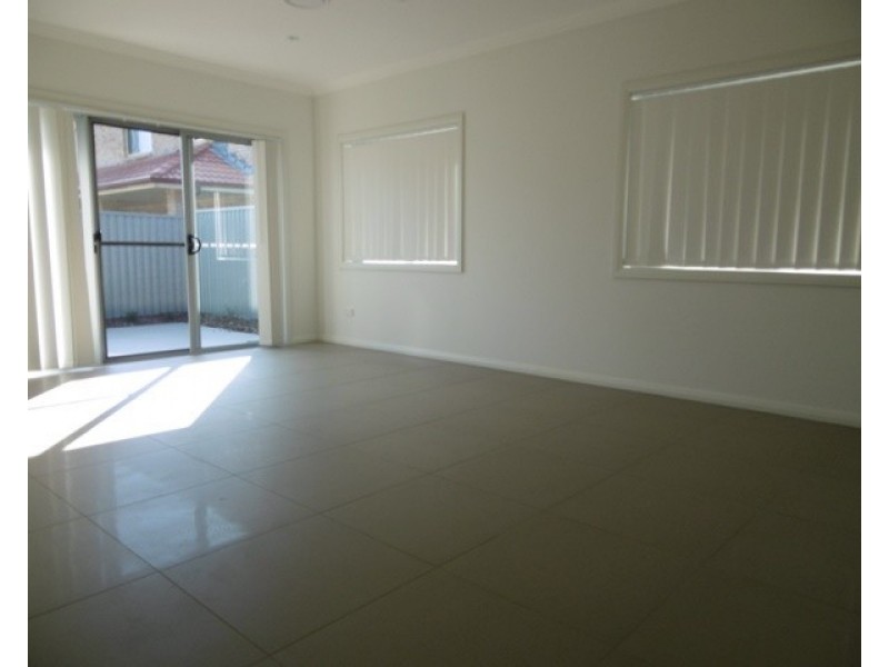 3/68 Magowar Road, Girraween NSW 2145