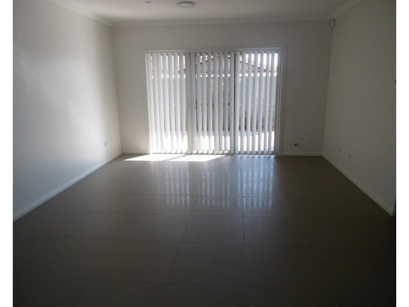 3/68 Magowar Road, Girraween NSW 2145