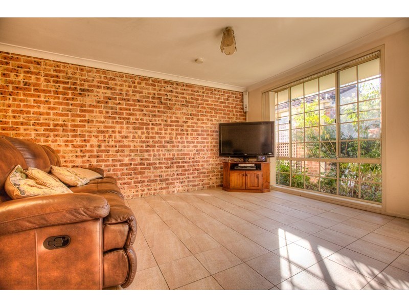 11/5A Binalong Rd, Pendle Hill NSW 2145