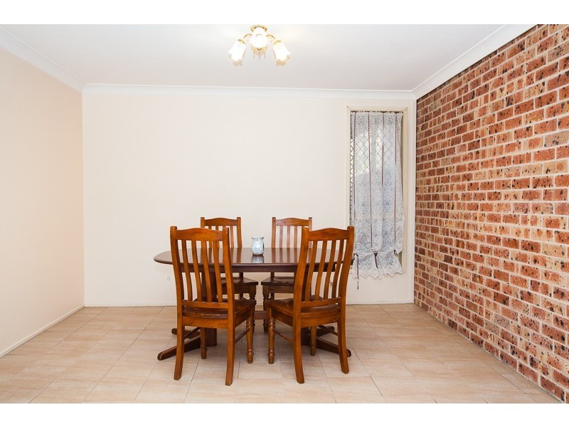 11/5A Binalong Rd, Pendle Hill NSW 2145