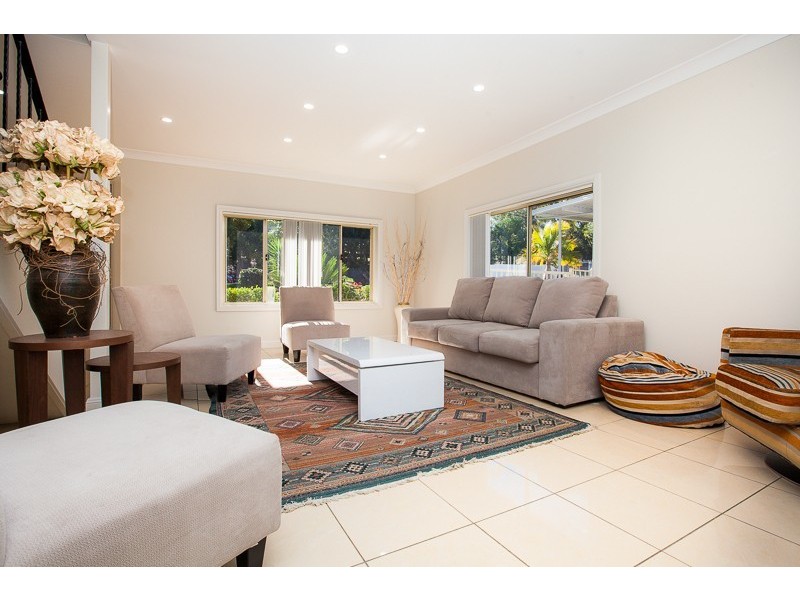 54 Whalans Rd, Greystanes NSW 2145