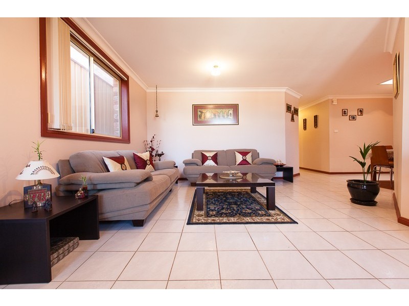 2/34 Thane St, Wentworthville NSW 2145