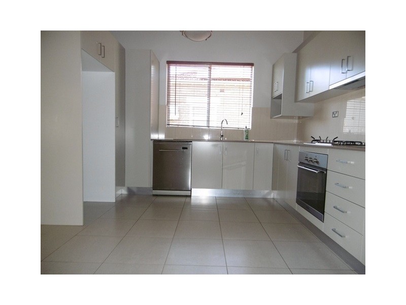 7 Moree Avenue, Westmead NSW 2145