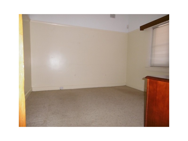 7 Moree Avenue, Westmead NSW 2145