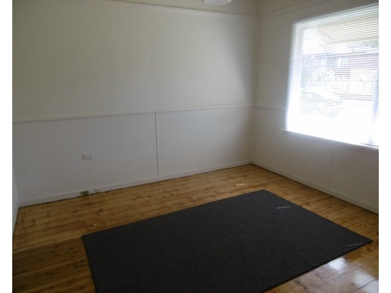 28 John Street, Granville NSW 2142