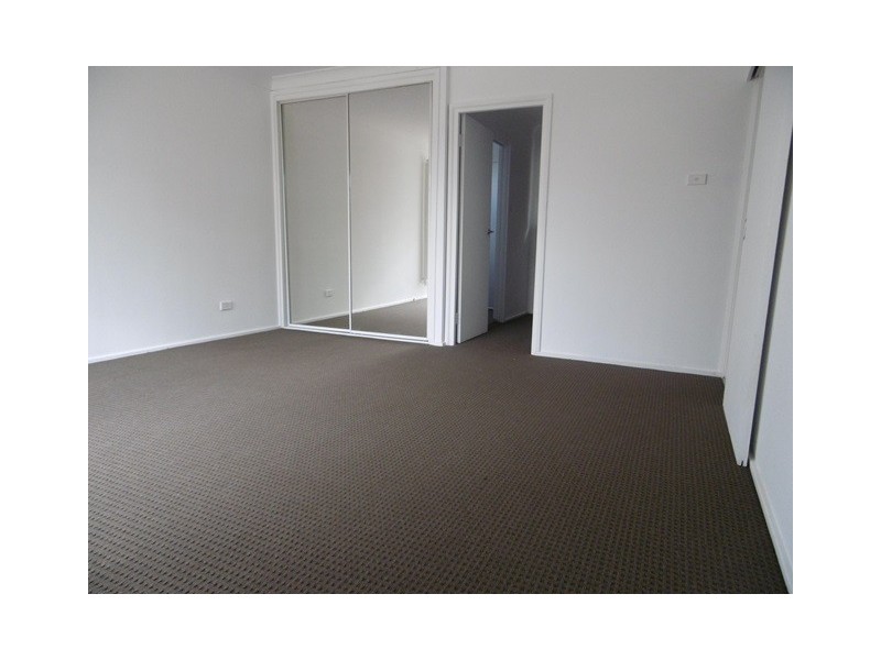 1 Emma Crescent, Constitution Hill NSW 2145