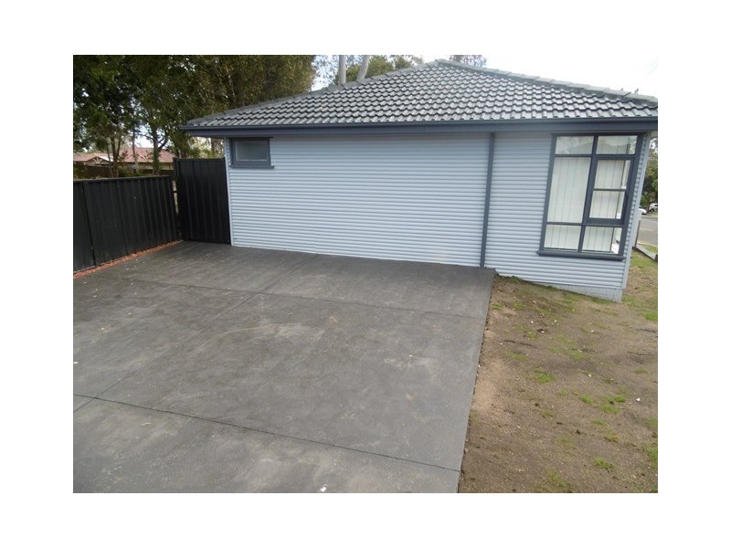 1 Emma Crescent, Constitution Hill NSW 2145