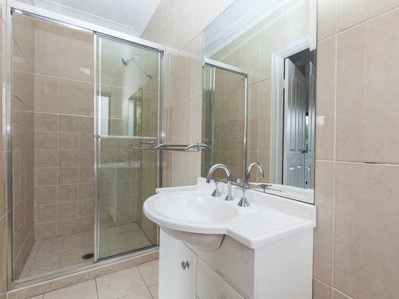 1 Lynette Crescent, South Wentworthville NSW 2145