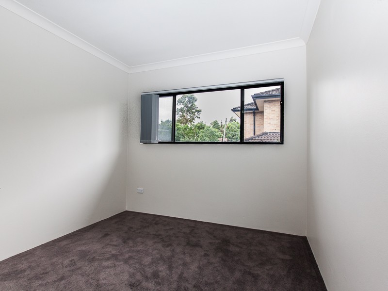 1 Lynette Crescent, South Wentworthville NSW 2145