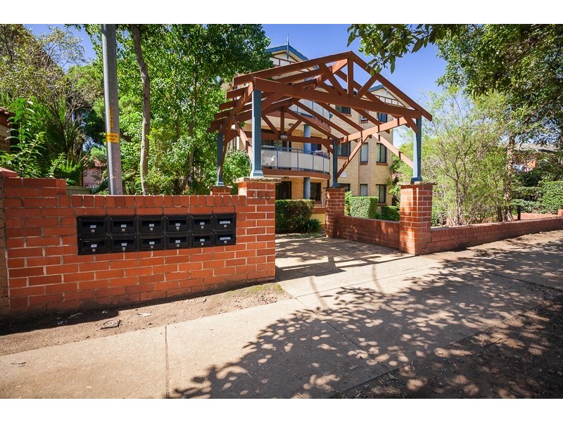 8/146 Station Street, Wentworthville NSW 2145