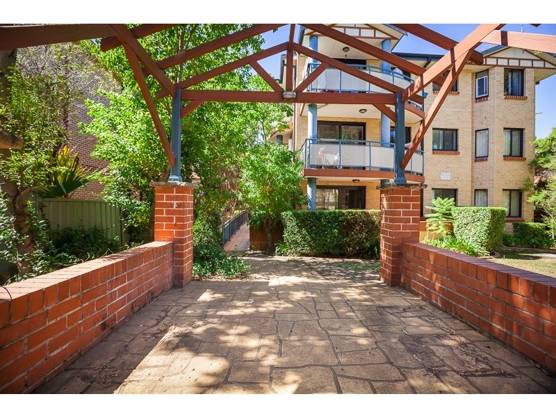 8/146 Station Street, Wentworthville NSW 2145