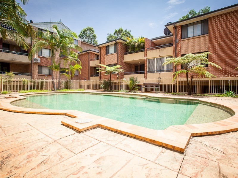 1/62 Fullagar Road, Wentworthville NSW 2145