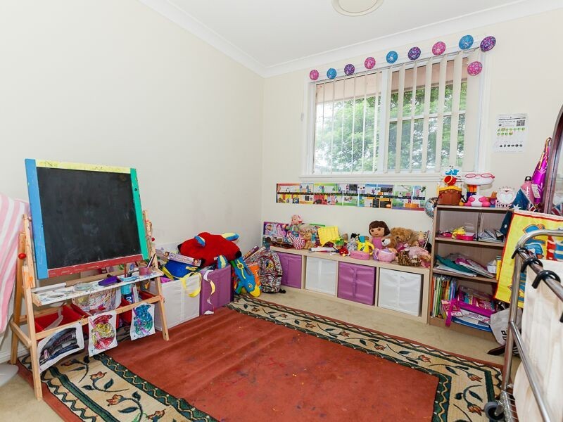 2 Fisher Crescent, Pendle Hill NSW 2145