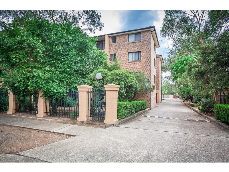 26/227-231 Targo Road, Girraween NSW 2145
