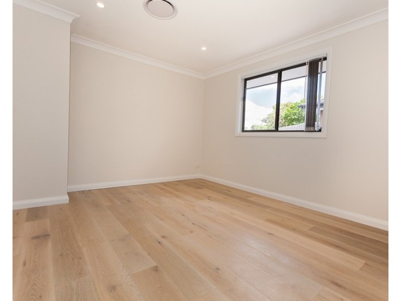 55a Pendle Way, Pendle Hill NSW 2145