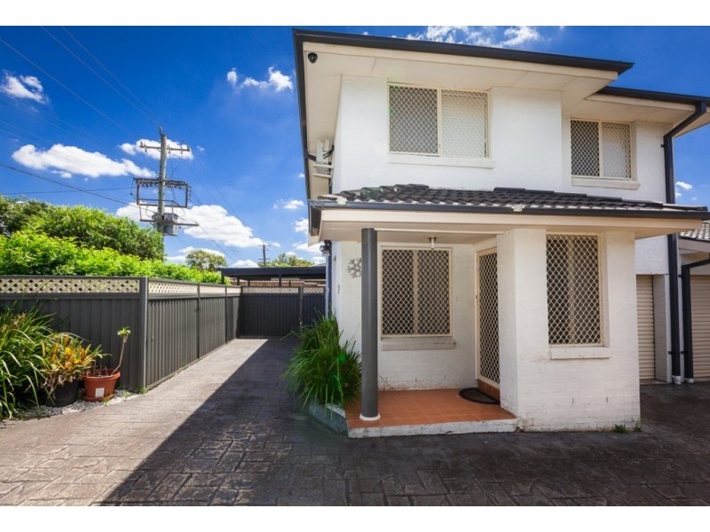 1/2 Mashman Avenue, Wentworthville NSW 2145