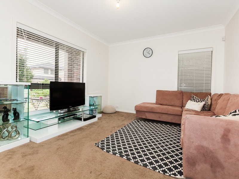 10 Claremont St, Kellyville Ridge NSW 2155