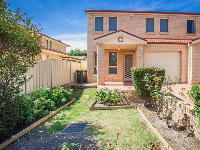 31B Wyena Rd, Pendle Hill NSW 2145