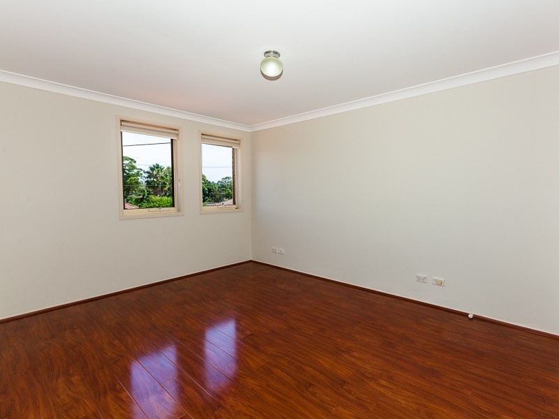 31B Wyena Rd, Pendle Hill NSW 2145