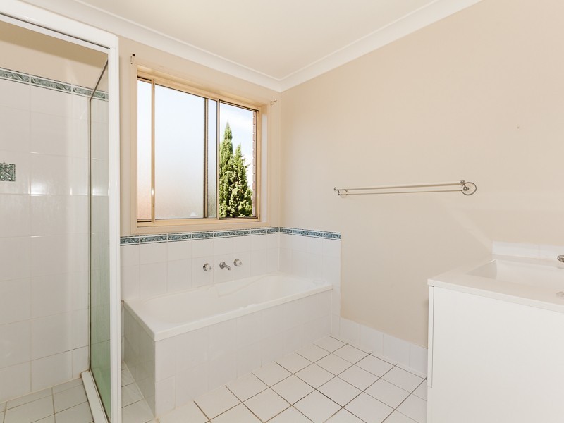 31B Wyena Rd, Pendle Hill NSW 2145