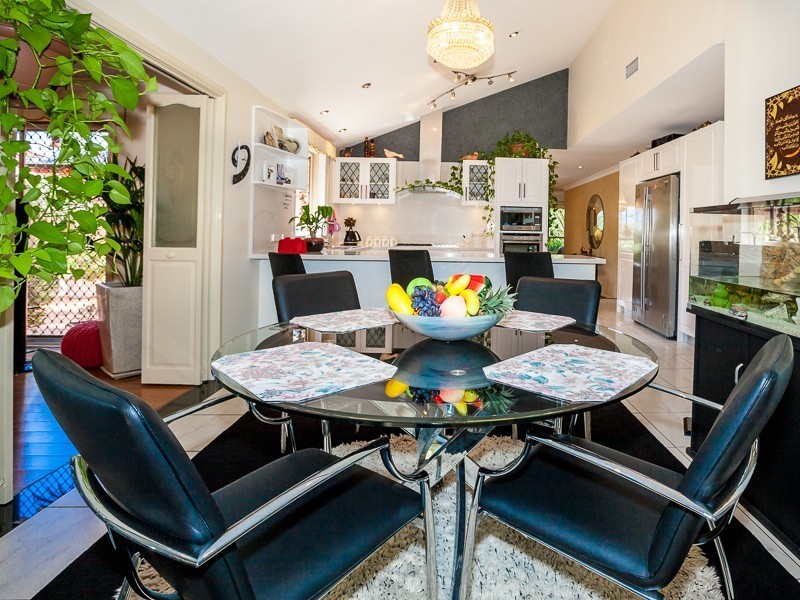 26 Pearce St, Baulkham Hills NSW 2153