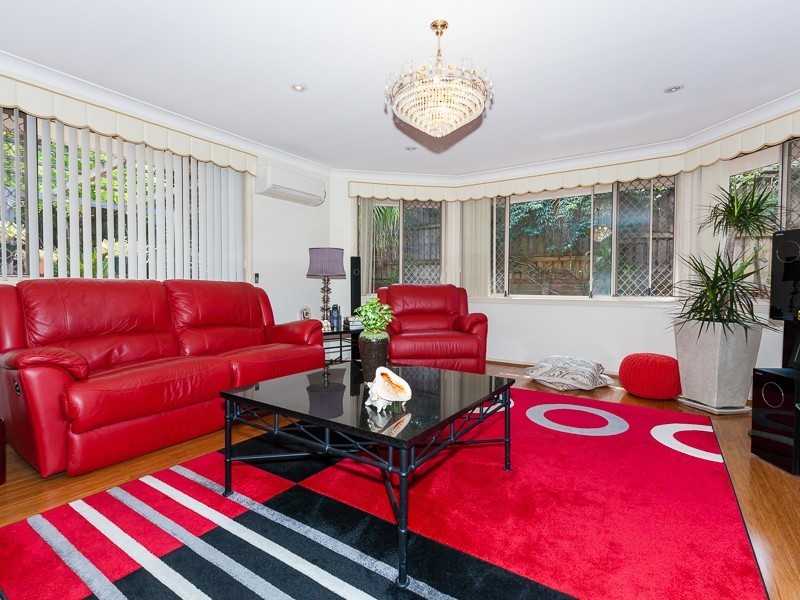 26 Pearce St, Baulkham Hills NSW 2153
