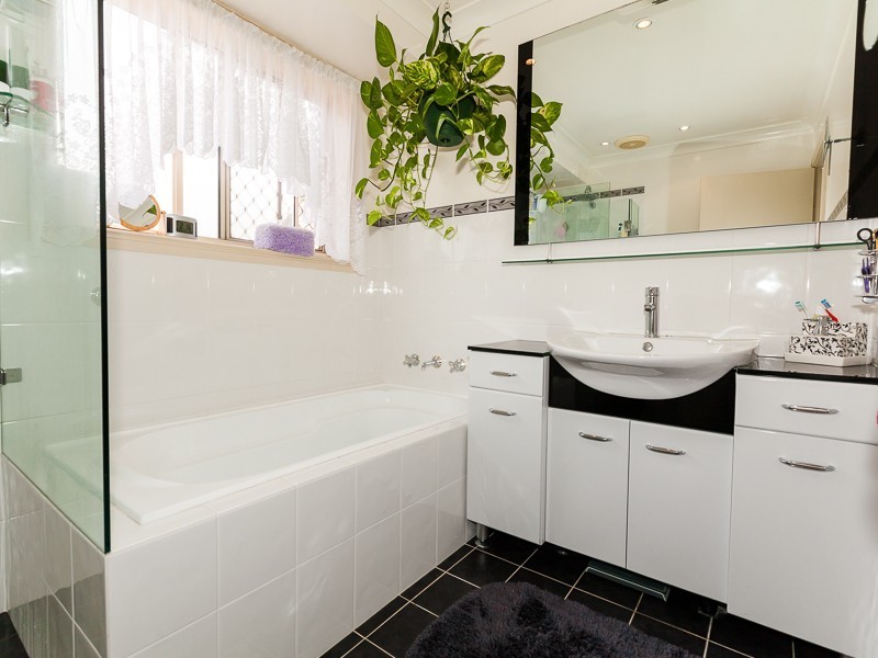 26 Pearce St, Baulkham Hills NSW 2153