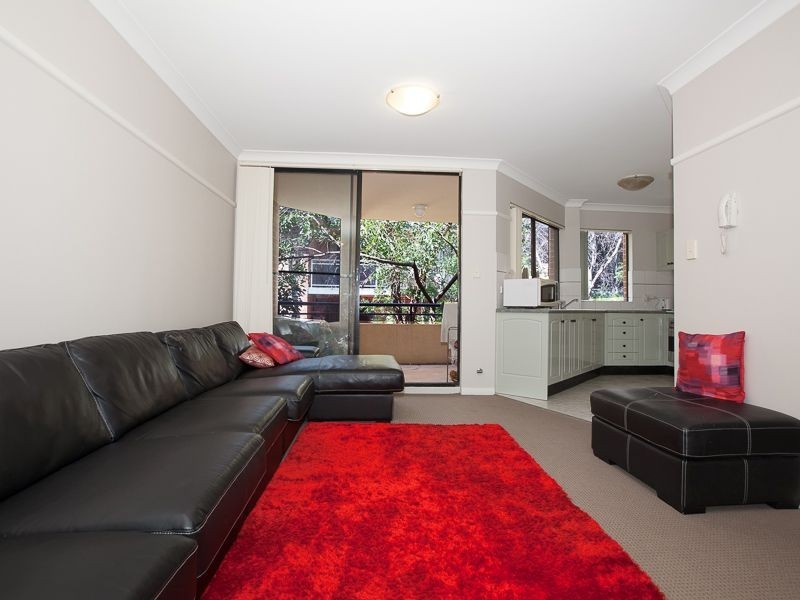 1/62 Fullagar Rd, Wentworthville NSW 2145