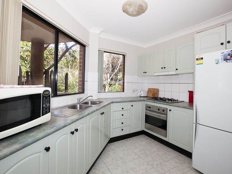 1/62 Fullagar Rd, Wentworthville NSW 2145