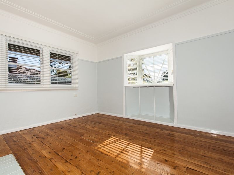 42 Essington Street, Wentworthville NSW 2145