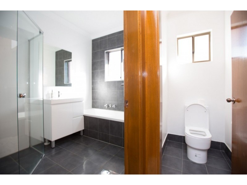 25 Eldridge Rd, Greystanes NSW 2145