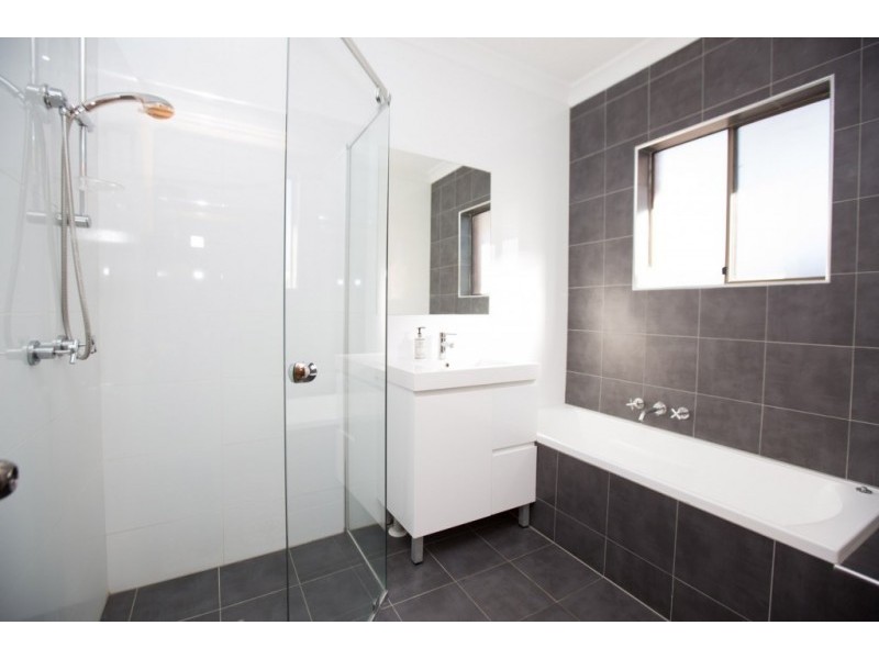 25 Eldridge Rd, Greystanes NSW 2145