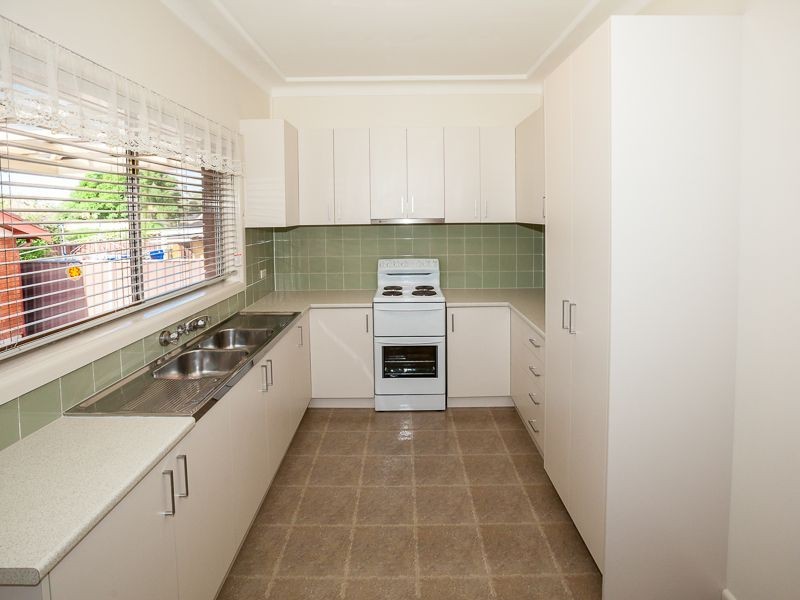 2a Warman Street, Pendle Hill NSW 2145