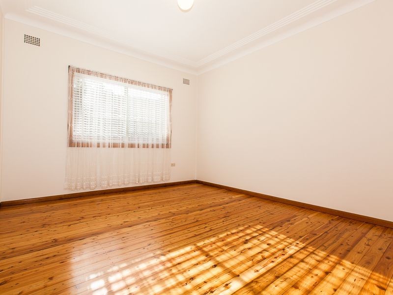 2a Warman Street, Pendle Hill NSW 2145