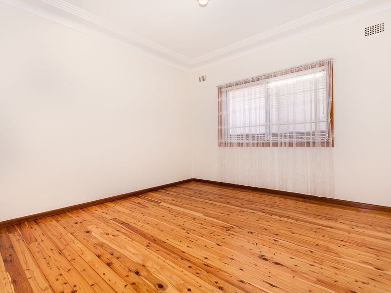 2a Warman Street, Pendle Hill NSW 2145